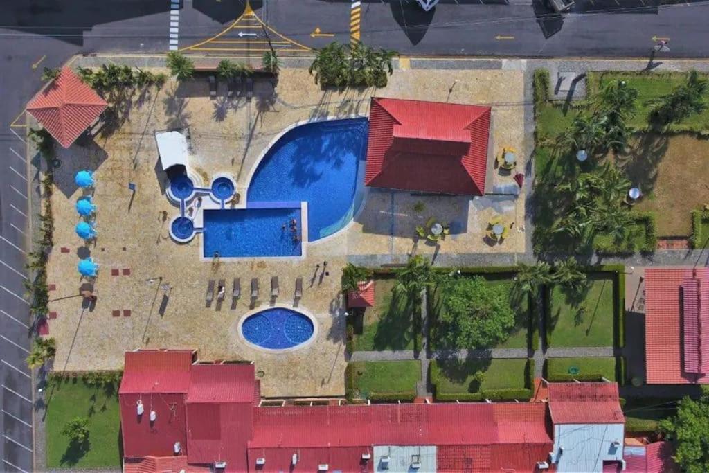 Villa Paraiso Banano 9, Near To The Beach & Pool Apartment Jaco