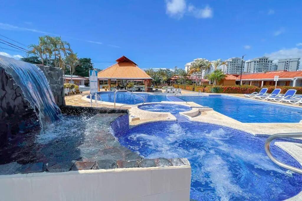Apartment Villa Paraiso Banano 9, Near To The Beach & Pool *
