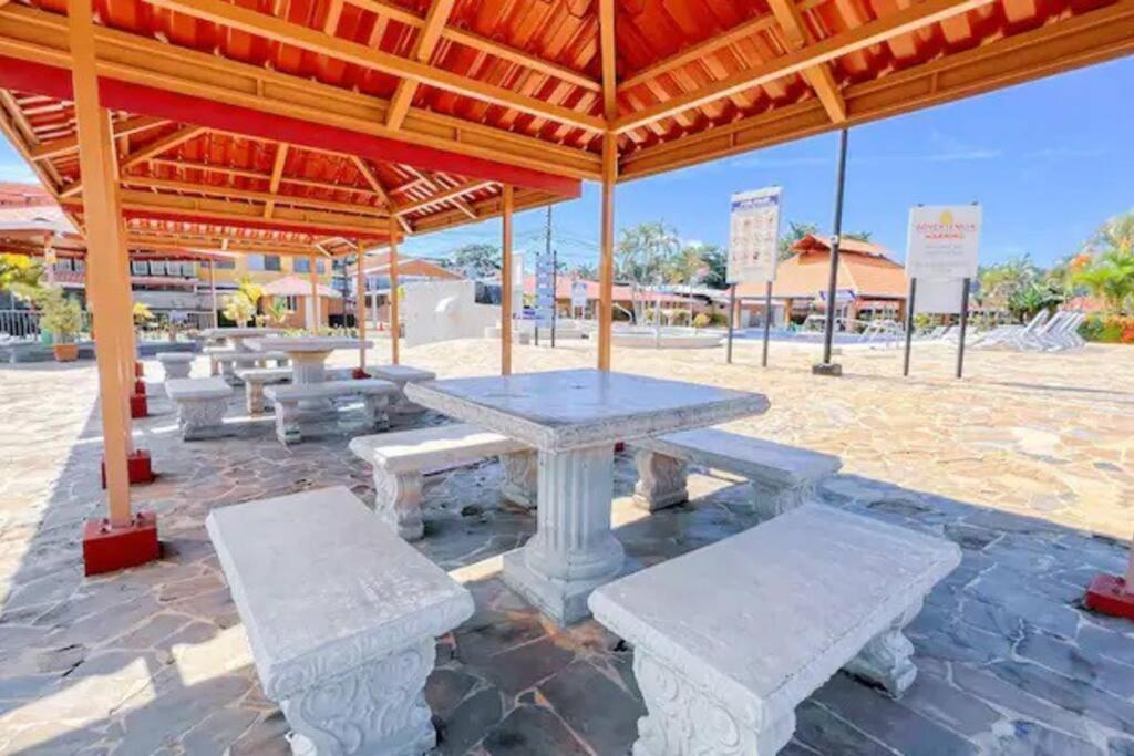 Apartment Villa Paraiso Banano 9, Near To The Beach & Pool